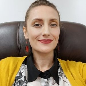 Meet your Posher, Leah